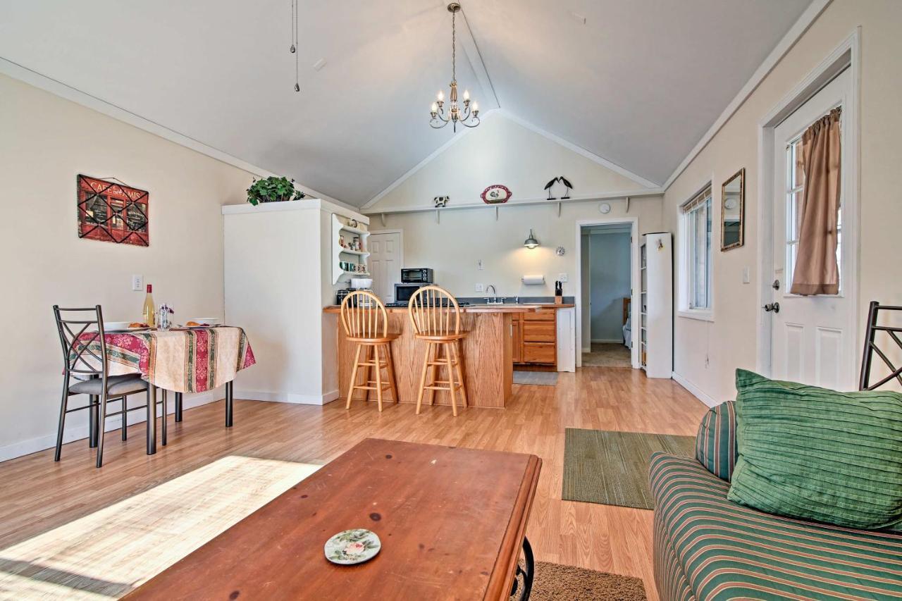 רובינסוויל Cozy The Woodshop Cabin With Deck And Forest Views! מראה חיצוני תמונה